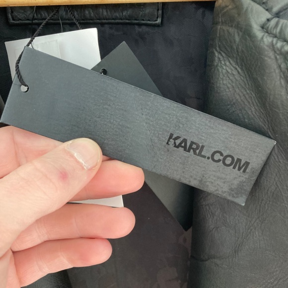 Leather jacket - Picture 9 of 11